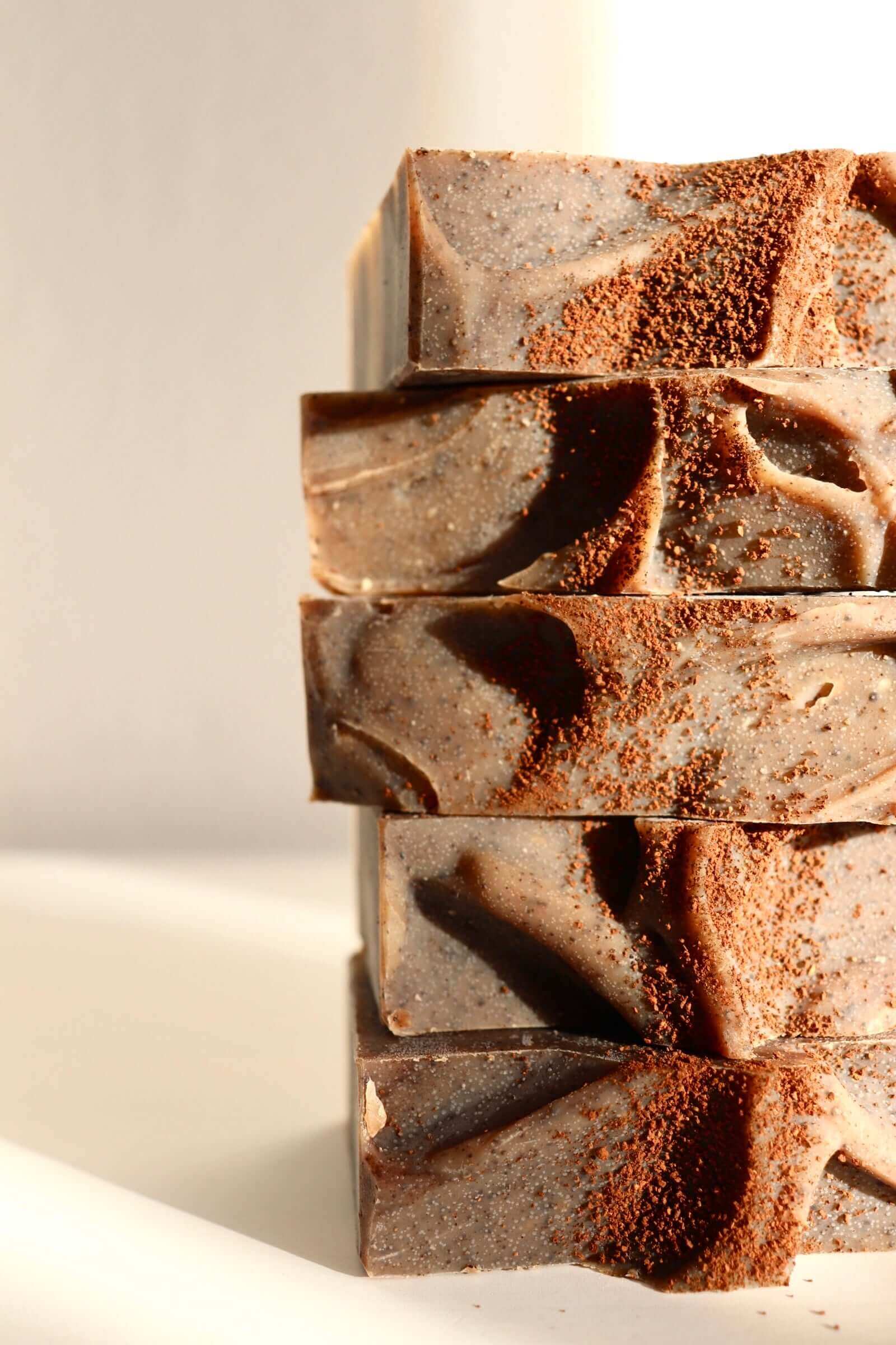 COFFEE SCRUB mit Kokosmilch & Kaffee | Hand- & Körperseife | MYDLO.DE