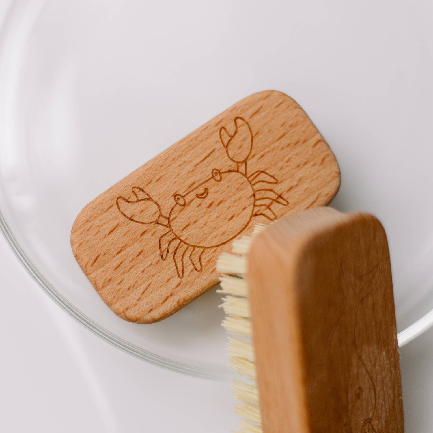 Kinder-Nagelbürste mit Tiermotiv Krabbe