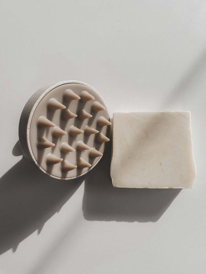 Peeling- &amp; Shampoo Brush | MYDLO Manufaktur