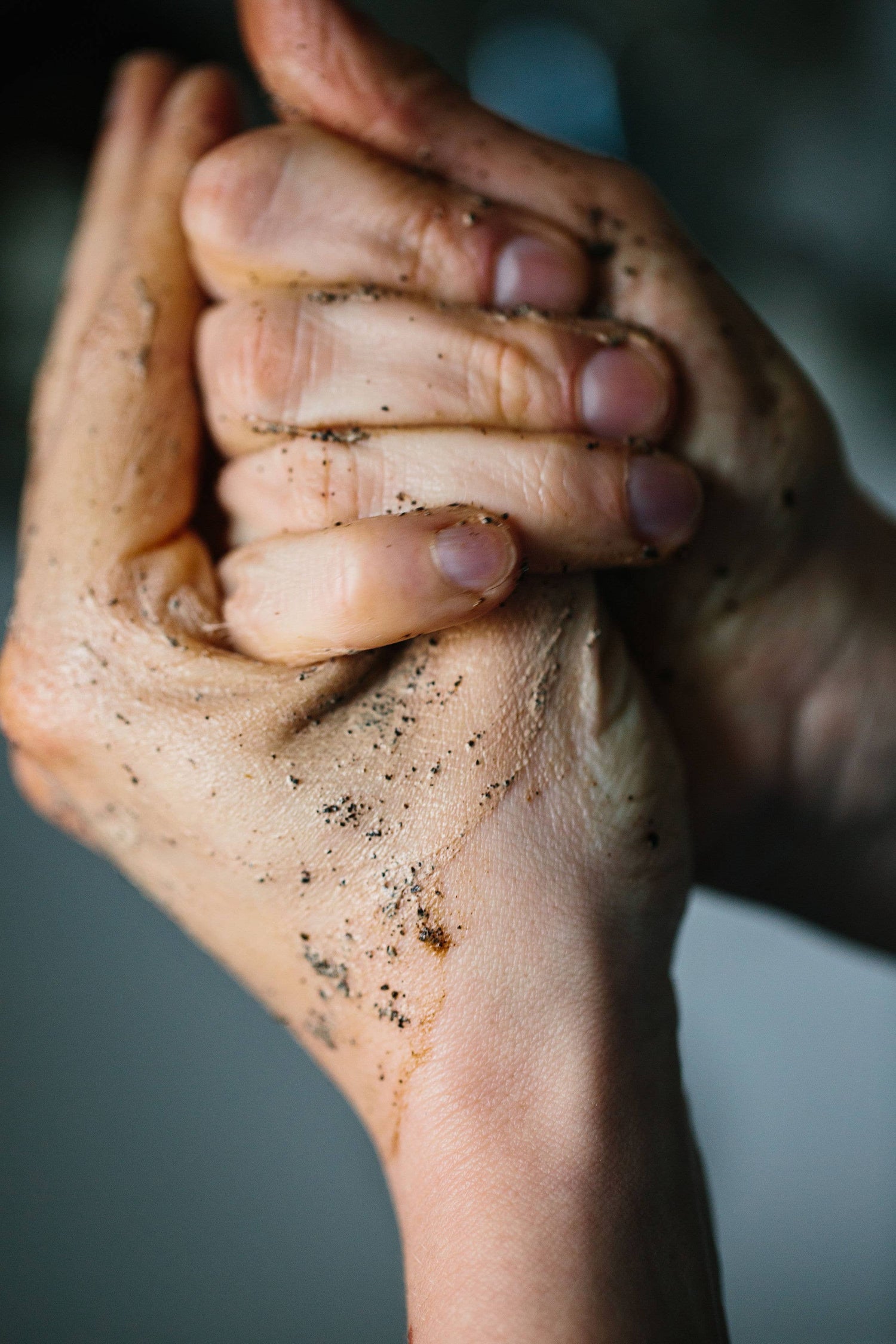 Handpeeling mit Rohkaffee